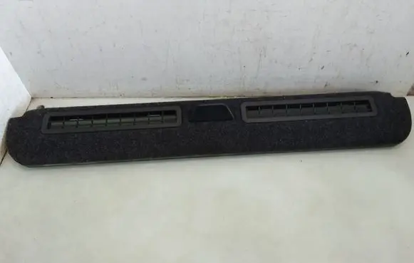 Volkswagen Golf Plus Other trunk/boot trim element 5M0868077