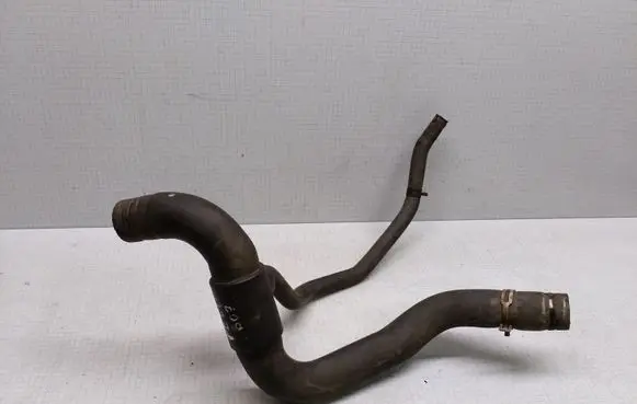 Peugeot 807 Engine coolant pipe/hose