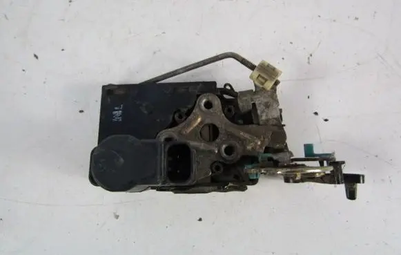 Chevrolet Lanos Rear door lock 