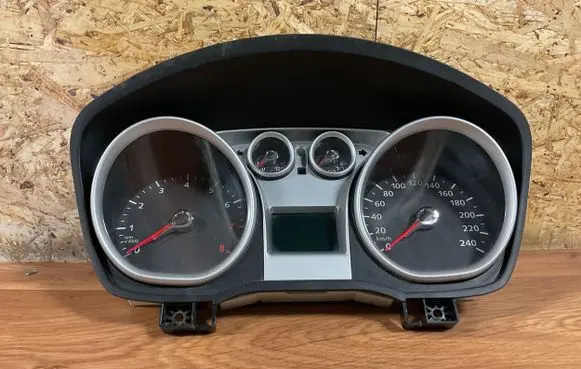 Ford Focus Speedometer (instrument cluster) 8V4T10849 KTV501S3K VP8V4F10849EE