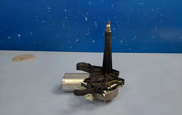 Opel Vivaro Rear window wiper motor 9812672880 W000070962