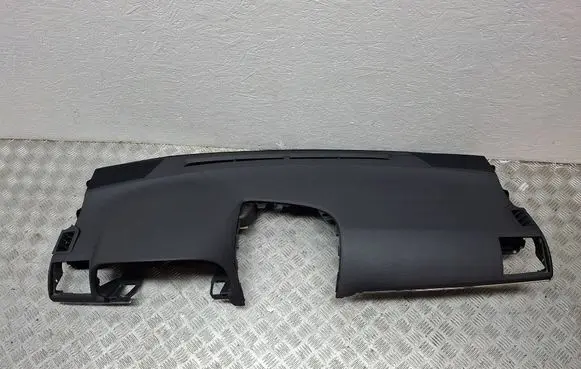 Toyota Avensis T270 Dashboard 5598105011 5530205051C0 7396005010