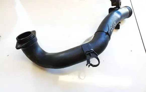 Intercooler hose/pipe