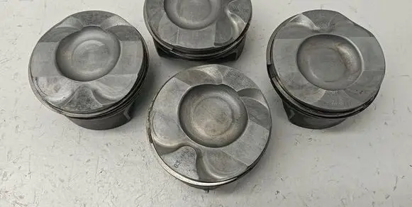 BMW 5 E60 E61 Piston 