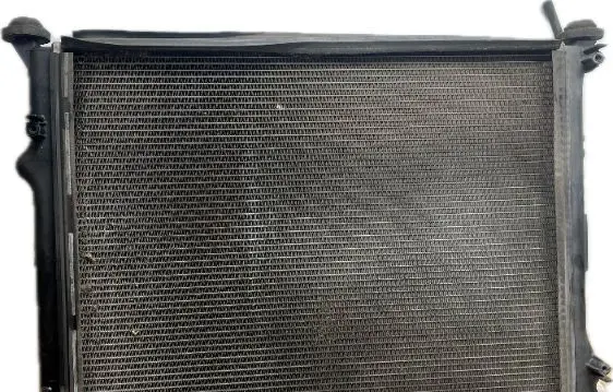 Dodge Challenger Coolant radiator M143308G