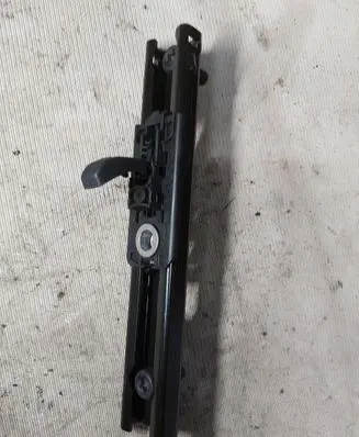 Ford Galaxy Seat belt height adjuster 607883700C
