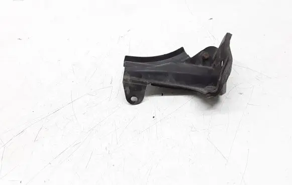 Volkswagen Golf Plus Front bumper mounting bracket 5M0823602B