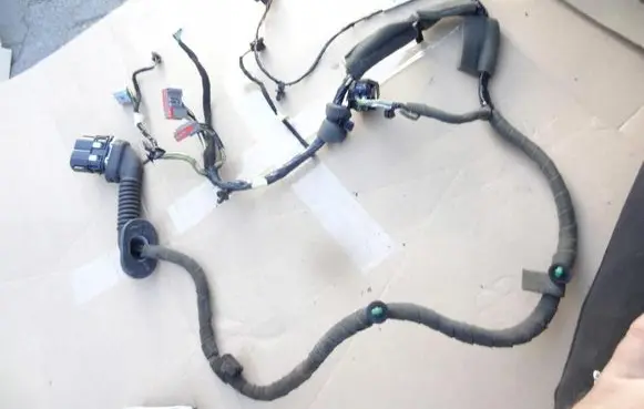 Ford Focus Front door wiring loom F1ET-14K138-AGK