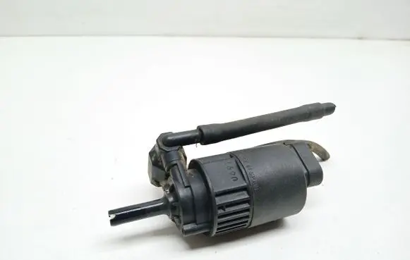 Renault Scenic I Windscreen/windshield washer pump 7700821782