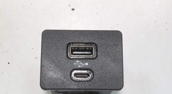 Ford Mustang Mach-E USB socket connector ML3T14F014AD