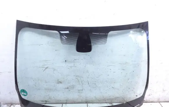 Renault Megane III Front windscreen/windshield window AS1 285350002R
