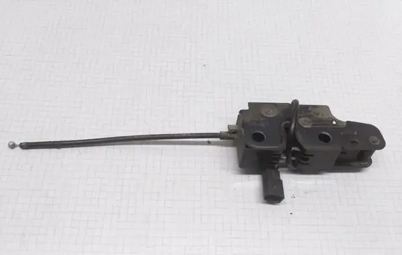 Skoda Octavia Mk2 (1Z) Other engine bay part 964857 ZSB196670