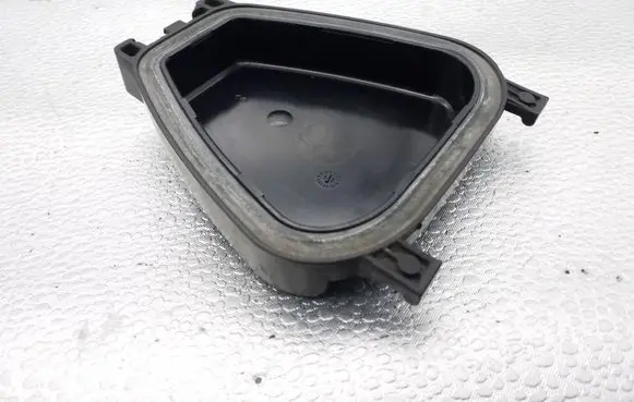 Volkswagen PASSAT B5.5 Headlight/headlamp dust cover 15443300