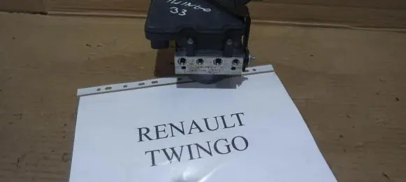 Renault Twingo III ABS Pump 476606898R