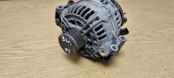 BMW 3 E90 E91 Generator/alternator 7532966