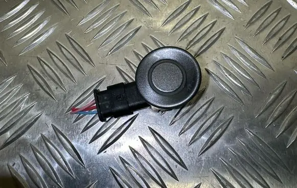 Nissan X-Trail T32 Front parking sensor holder (PDC) 285334CC5D