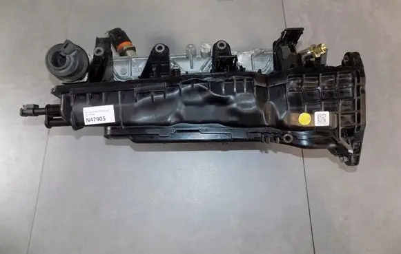 Audi A8 S8 D4 4H Intake manifold 079133109F