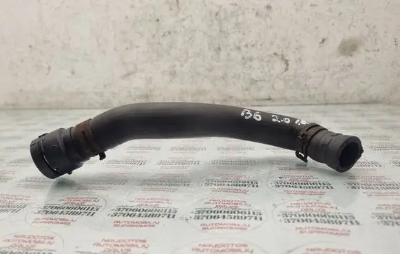 Volkswagen PASSAT B6 Engine coolant pipe/hose 3B0122291B