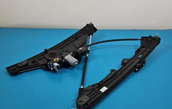 Peugeot 2008 II Front door window regulator with motor 9828416680 IMPRK1541564