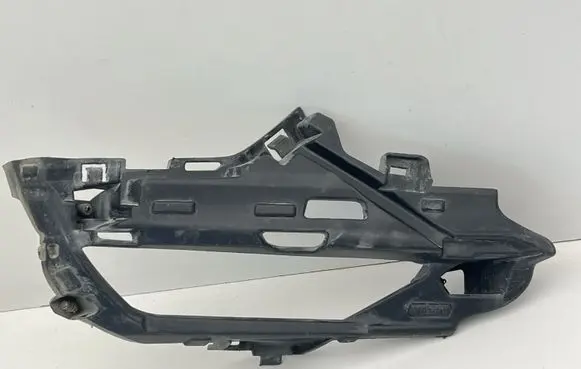 Volvo XC60 Fog light bracket 32234955