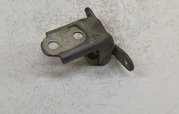 KIA Ceed Rear door lower hinge