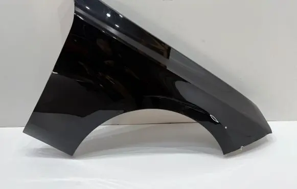 BMW 7 G70 Fender