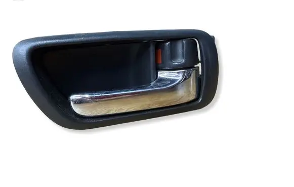 Toyota Corolla Verso AR10 Rear door interior handle 692050F010