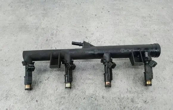 Citroen Xsara Picasso Fuel main line pipe 962808468001F005A