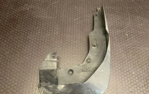 Honda CR-V Front mudguard 75800SWWE000