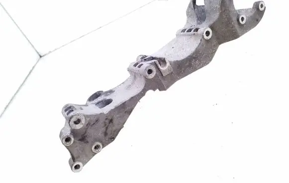 Volkswagen Sharan Generator/alternator bracket 045903143C