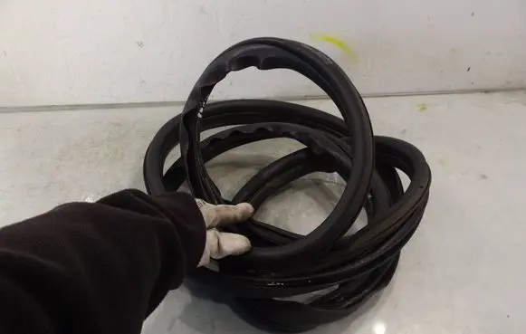 Fiat Grande Punto Rubber seal rear door 