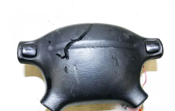 Mazda 323 Steering wheel airbag
