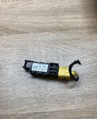 Audi A6 S6 C5 4B Airbag control unit/module 4B0959643C