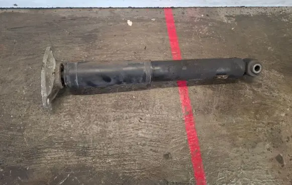 Rear shock absorber/damper