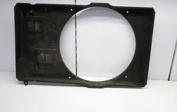 Toyota Camry Radiator cooling fan shroud