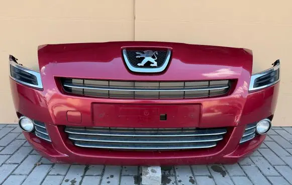 Peugeot 5008 Front bumper 9687444577