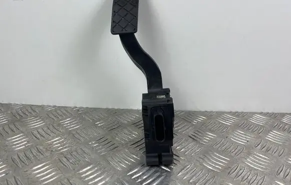 Seat Arona Accelerator throttle pedal 2Q1723503