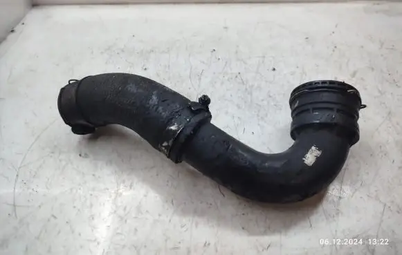 Land Rover Evoque I Intercooler hose/pipe GJ326C715