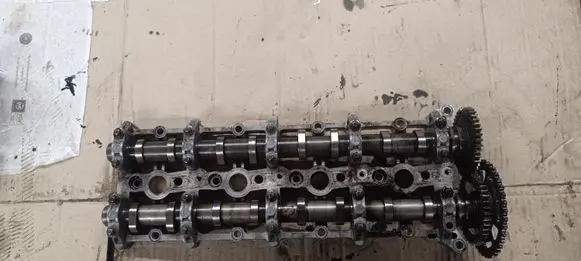 BMW 5 F10 F11 Camshaft 7797511