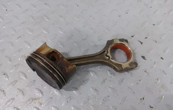 KIA Optima Piston with connecting rod 235102B700 230412BCA0 G4FJ