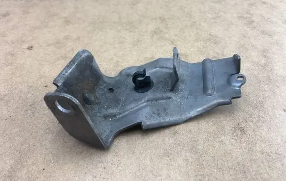 BMW 5 E60 E61 Other engine bay part 13517807490 7807490 13514726577