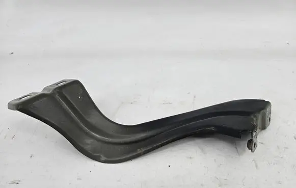 Audi Q3 F3 Fender mounting bracket 83A821149