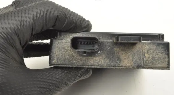 Ford Fusion II Distronic sensor radar DS7T14C689ED