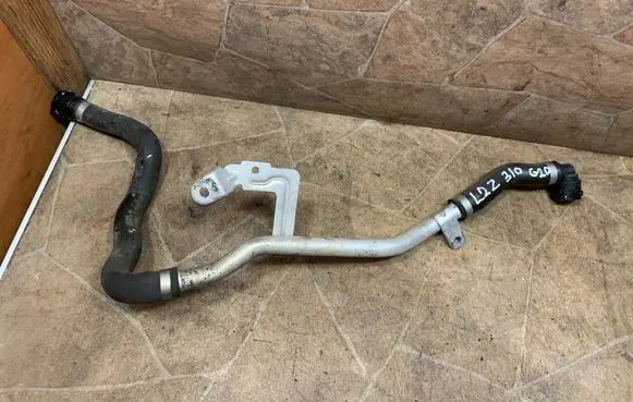 BMW 3 G20 G21 Air conditioning (A/C) pipe/hose 6820399