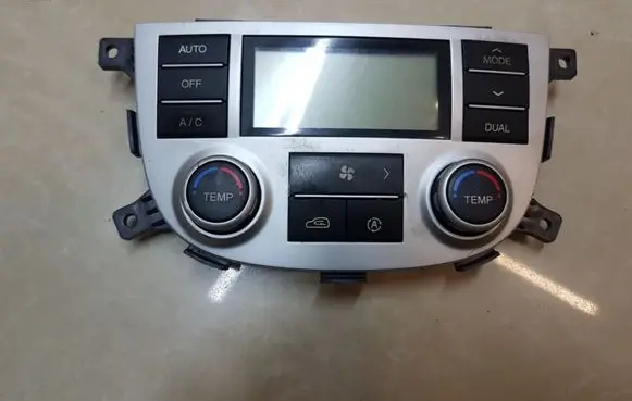 Hyundai Santa Fe Climate control unit 972502B732
