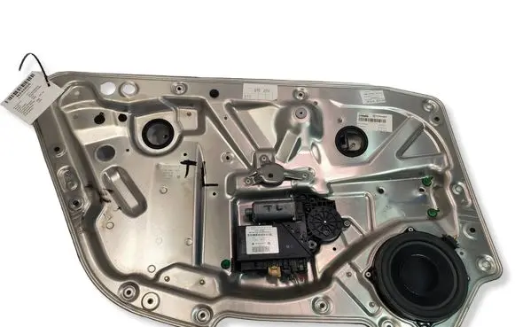 Volkswagen Phaeton Rear window lifting mechanism without motor 3D7839755E