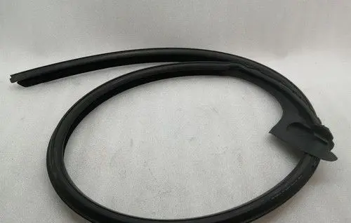 Mercedes-Benz CL C216 Front door rubber seal A2167200278