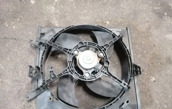 Mitsubishi Carisma Electric radiator cooling fan