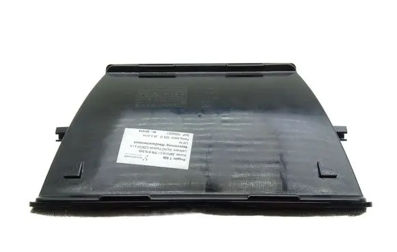 Volkswagen Touareg II Cabin air duct channel 7P6819240