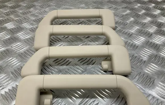 Volkswagen Touareg II A set of handles for the ceiling 7P0857643 7P0857644